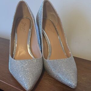Jewel Badgley Mischka Sparkling Silver Heels